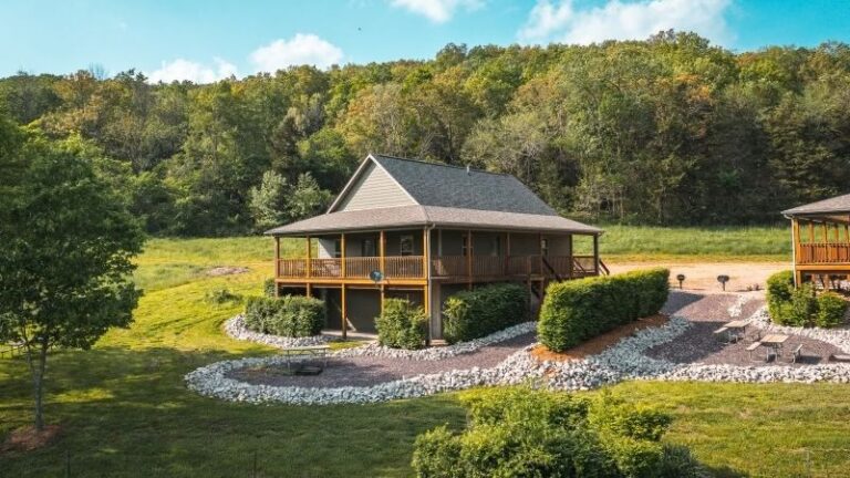Lodging - Bass Resort
